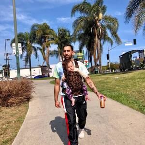 Meet your Posher, Oren